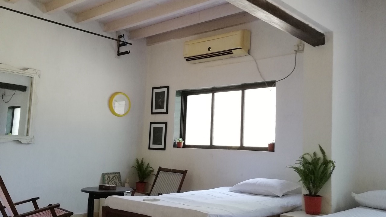 Photo of Bedroom in Manori
