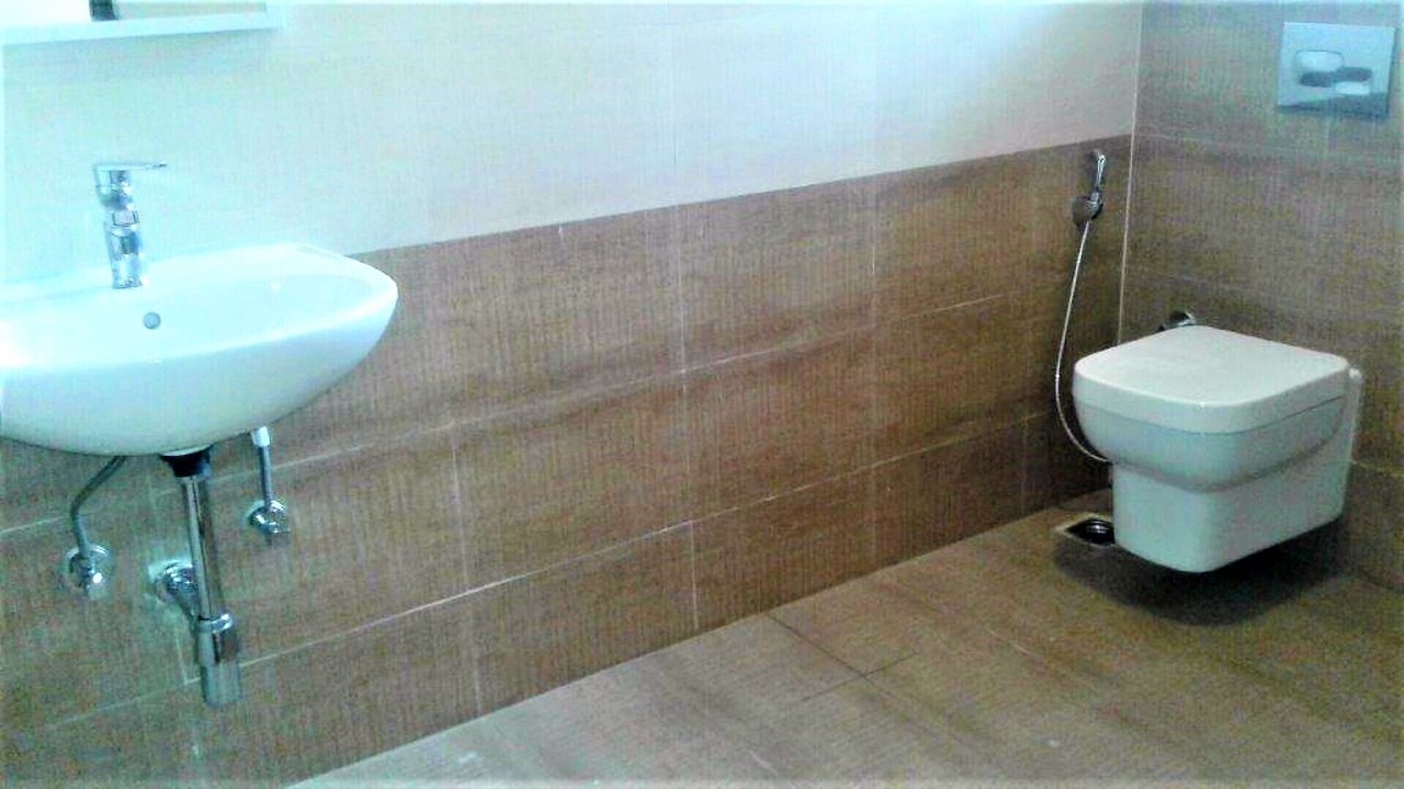 Photo of Bathroom in Lakshminarayana Pura