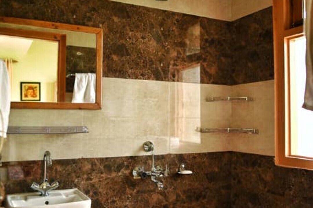 Photo of Bathroom in Naggar