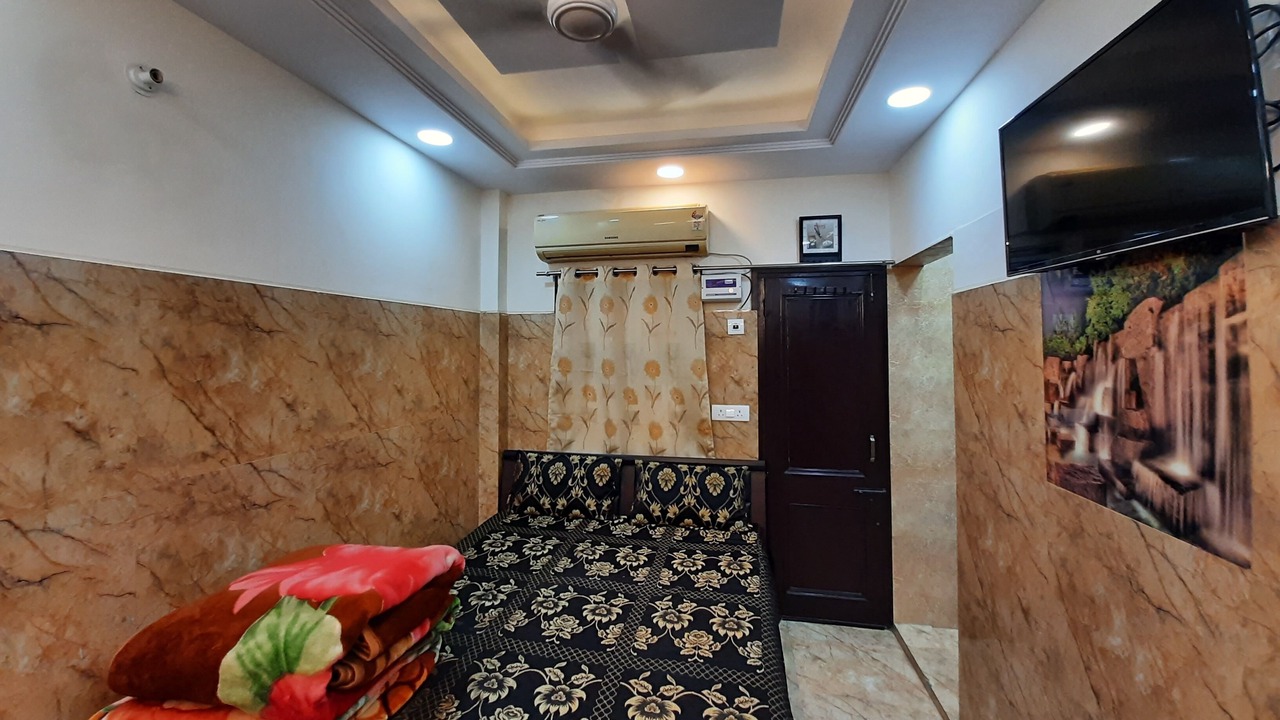 Photo of Bedroom in Lajpat Nagar