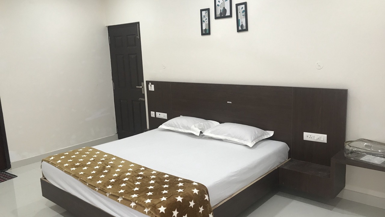 Photo of Bedroom in Eluru