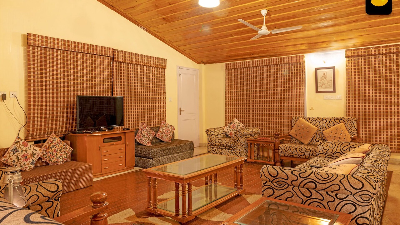 Photo of Livingroom in Chail