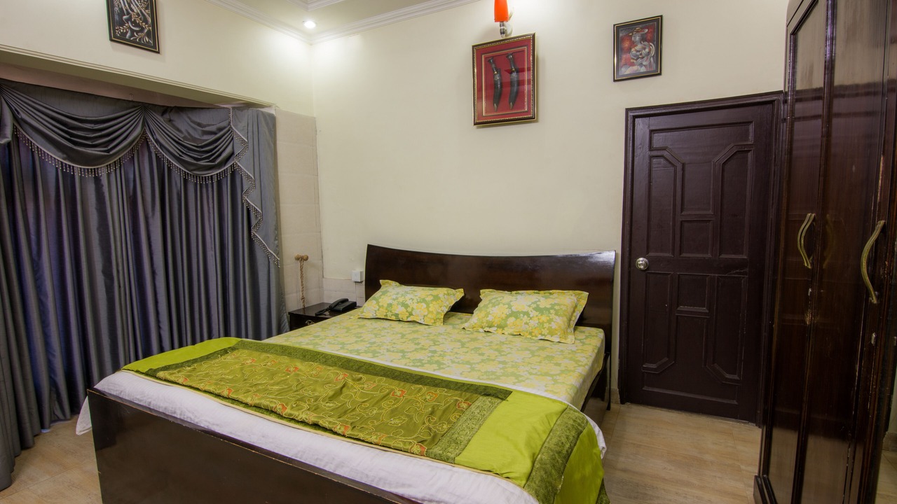 Photo of Bedroom in Naukuchiyatal