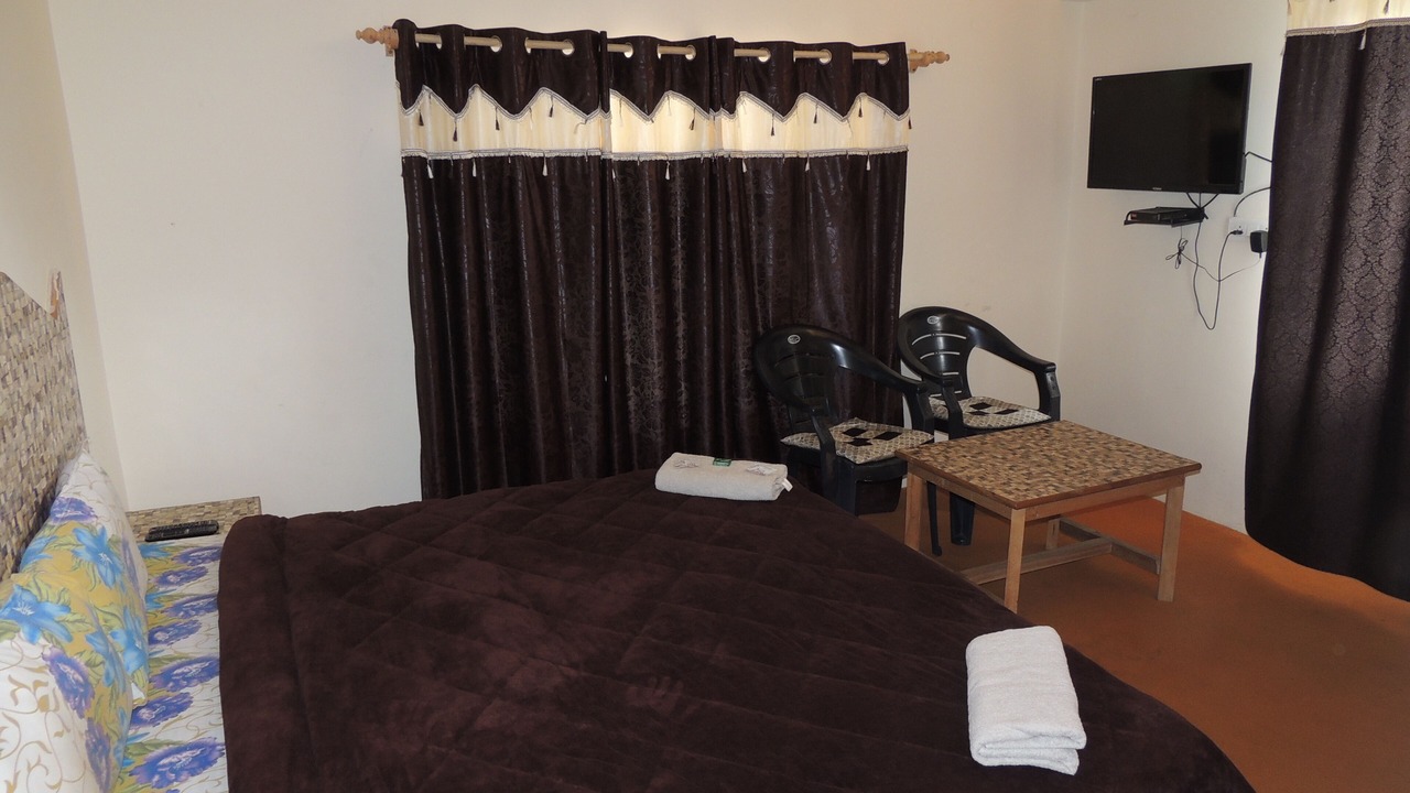 Photo of Bedroom in Old Manali