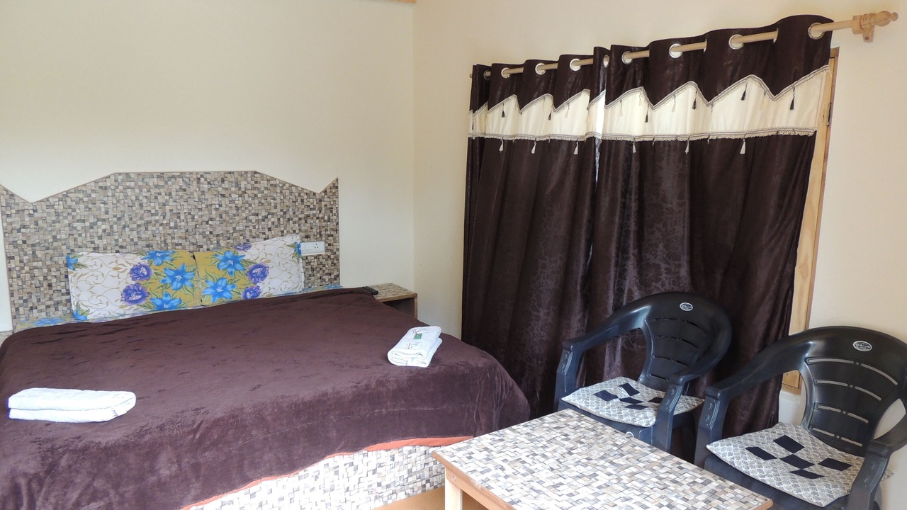 Photo of Bedroom in Old Manali