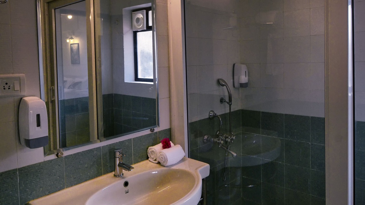 Photo of Bathroom in Fatona