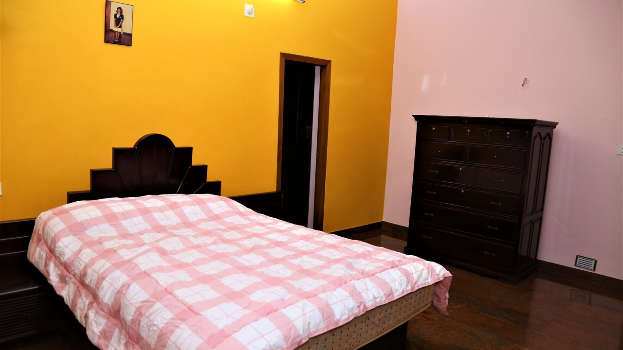 Photo of Bedroom in Ettumanoor