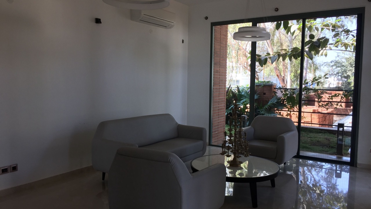 Photo of Livingroom in Palm Meadows