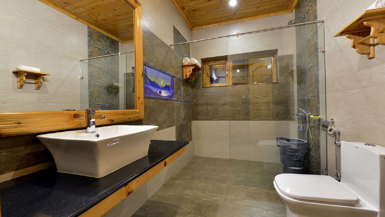 Photo of Bathroom in Naggar