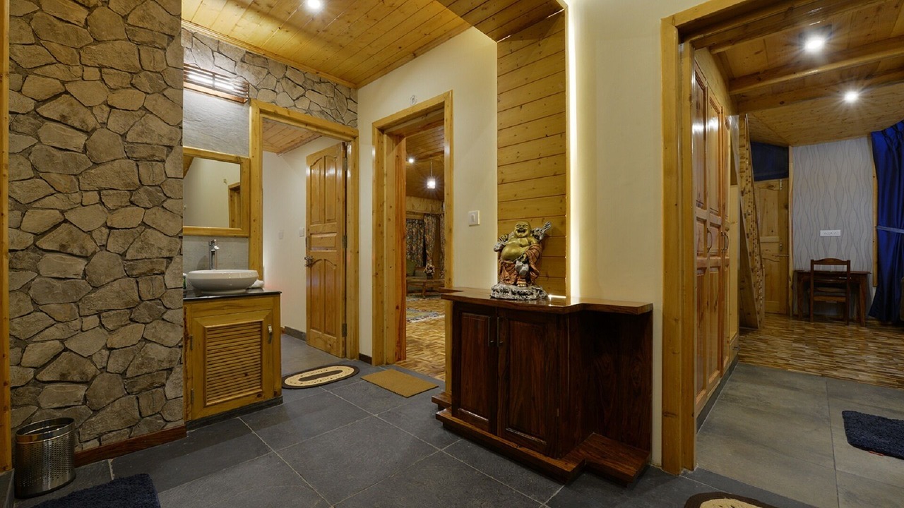 Photo of Bathroom in Naggar