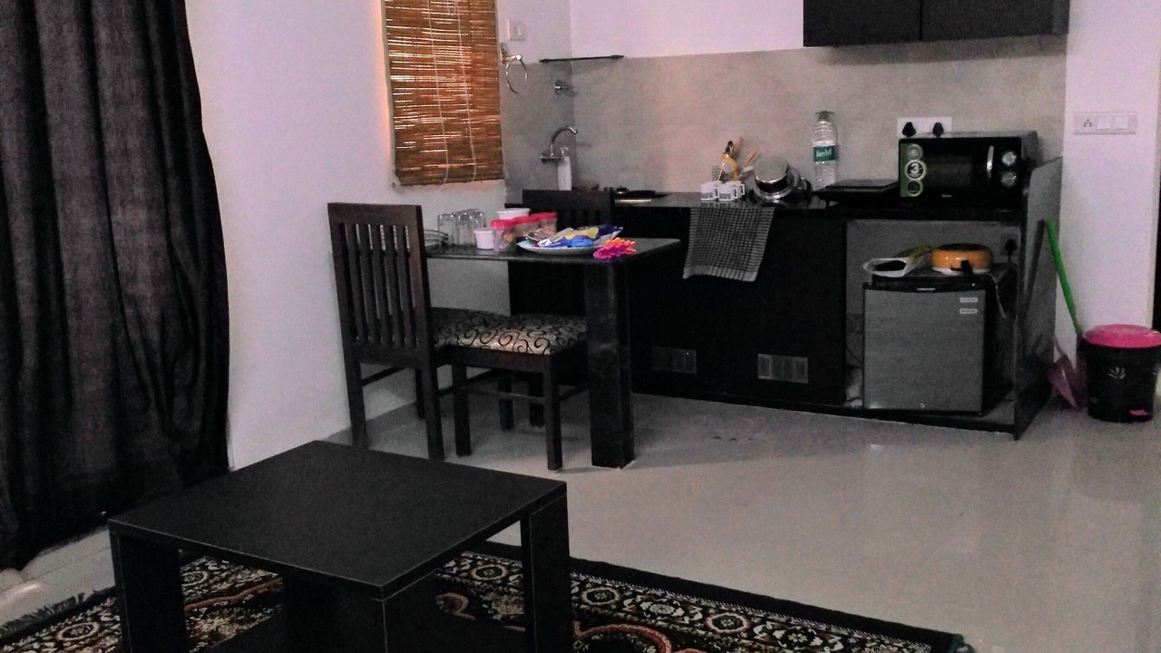 Photo of Livingroom in Pali