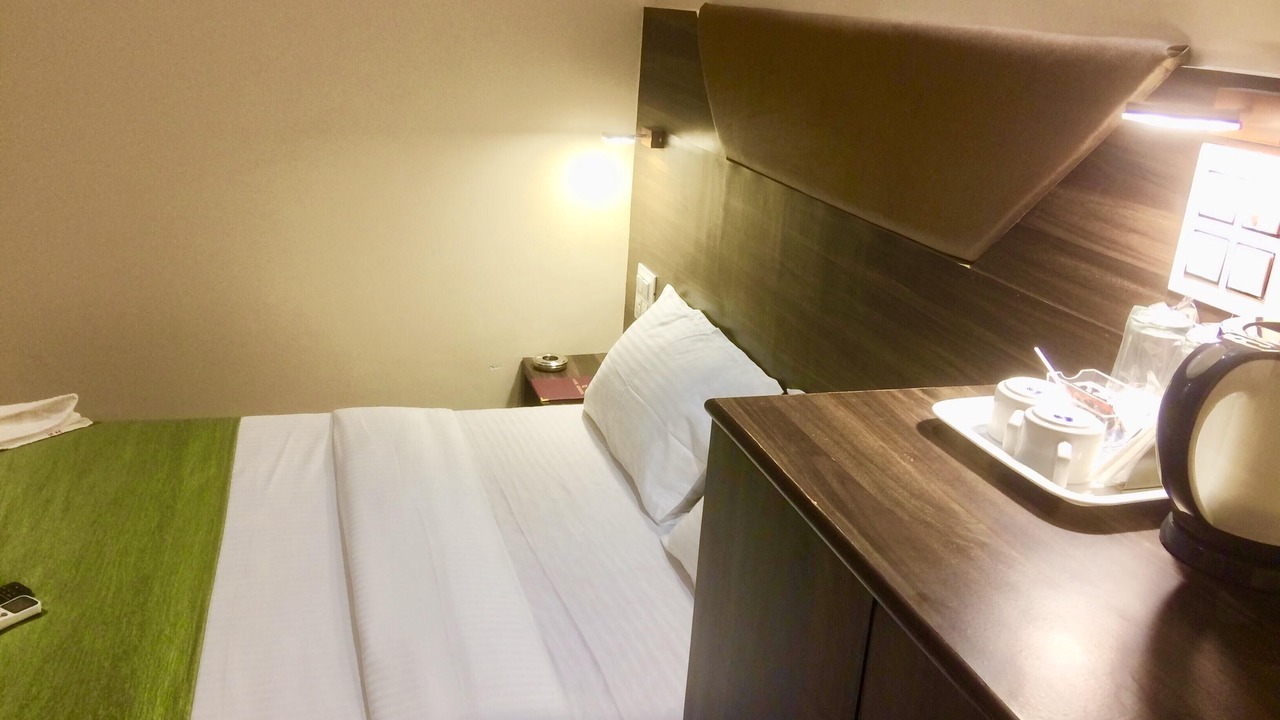Photo of Bedroom in J B Nagar