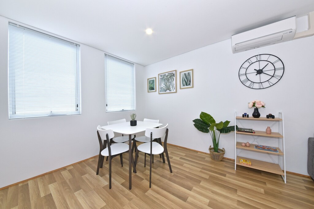 Photo of Livingroom in Belmont