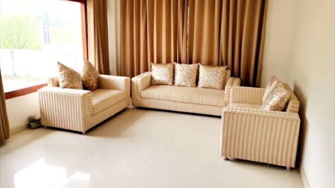 Photo of Livingroom in Manali