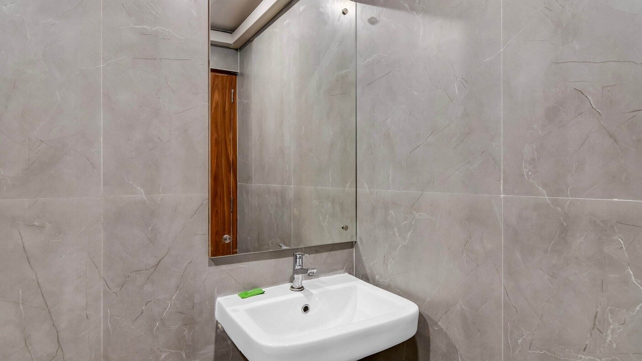 Photo of Bathroom in Thakurpukur