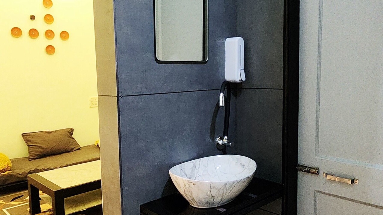 Photo of Bathroom in Ratnagiri