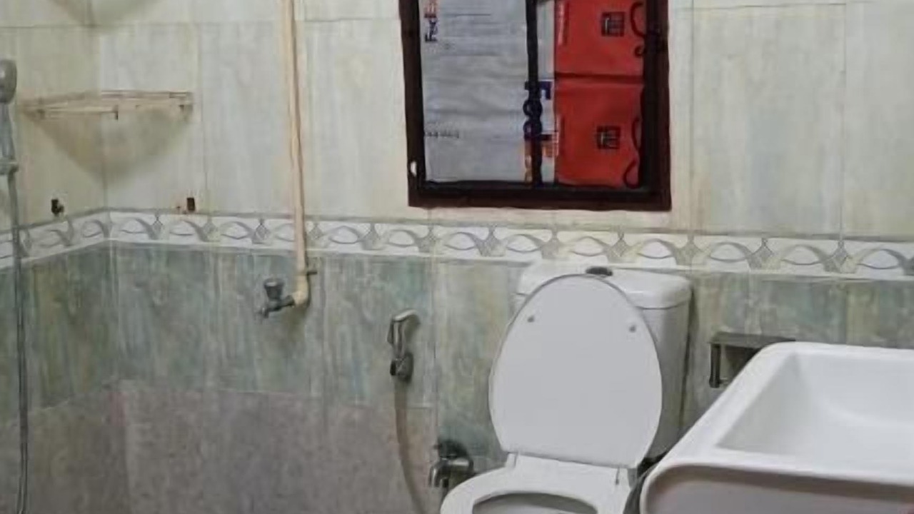 Photo of Bathroom in Palavakkam