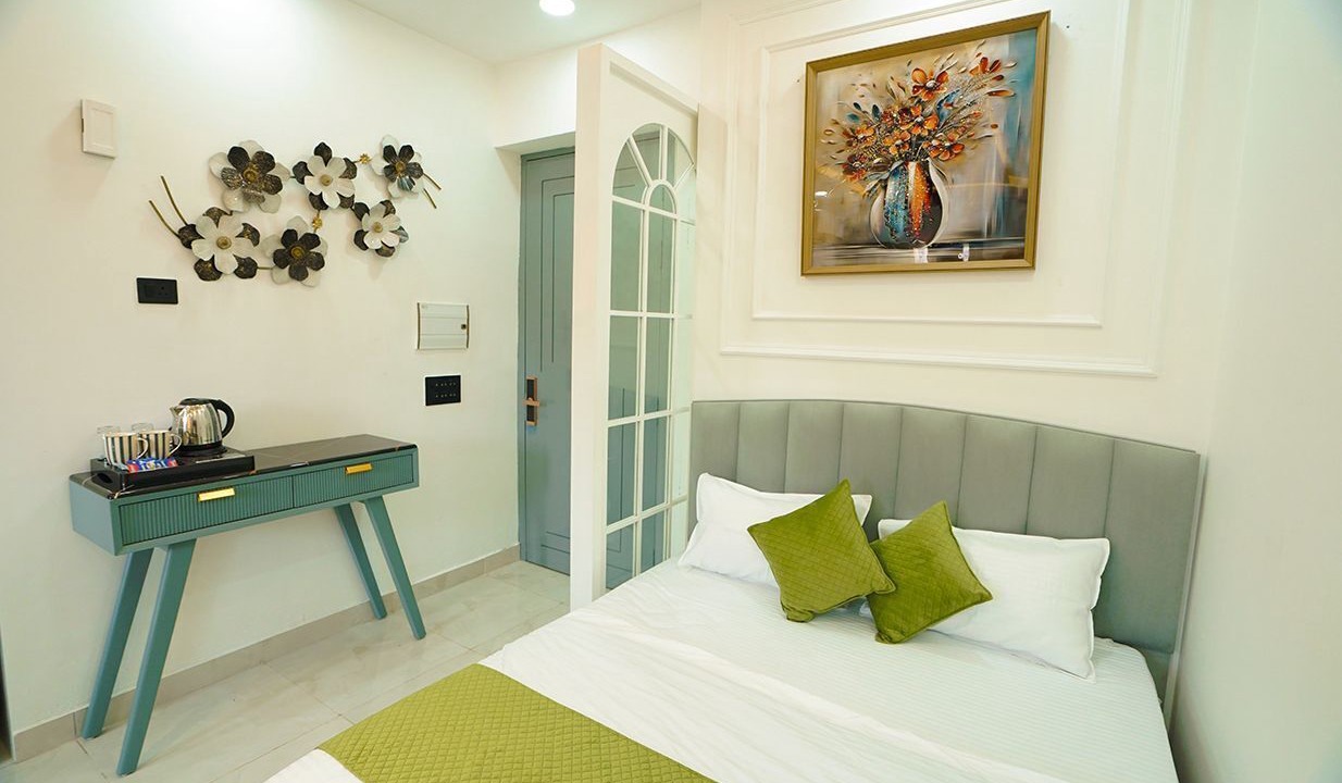 Photo of Bedroom in Sector 70