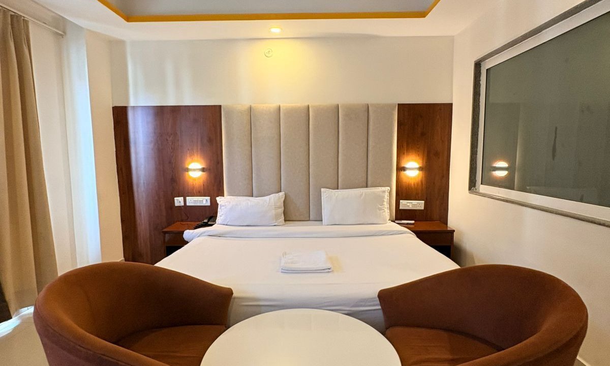 Photo of Bedroom in Tapovan