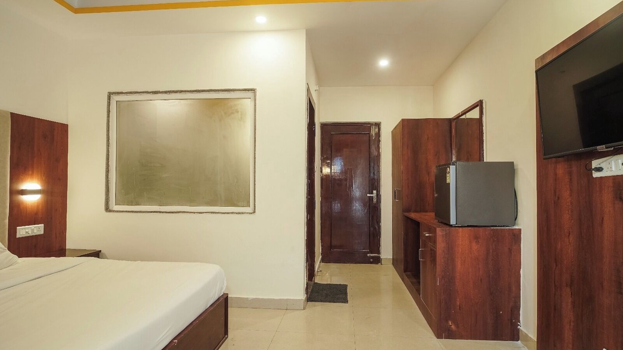 Photo of Bedroom in Tapovan