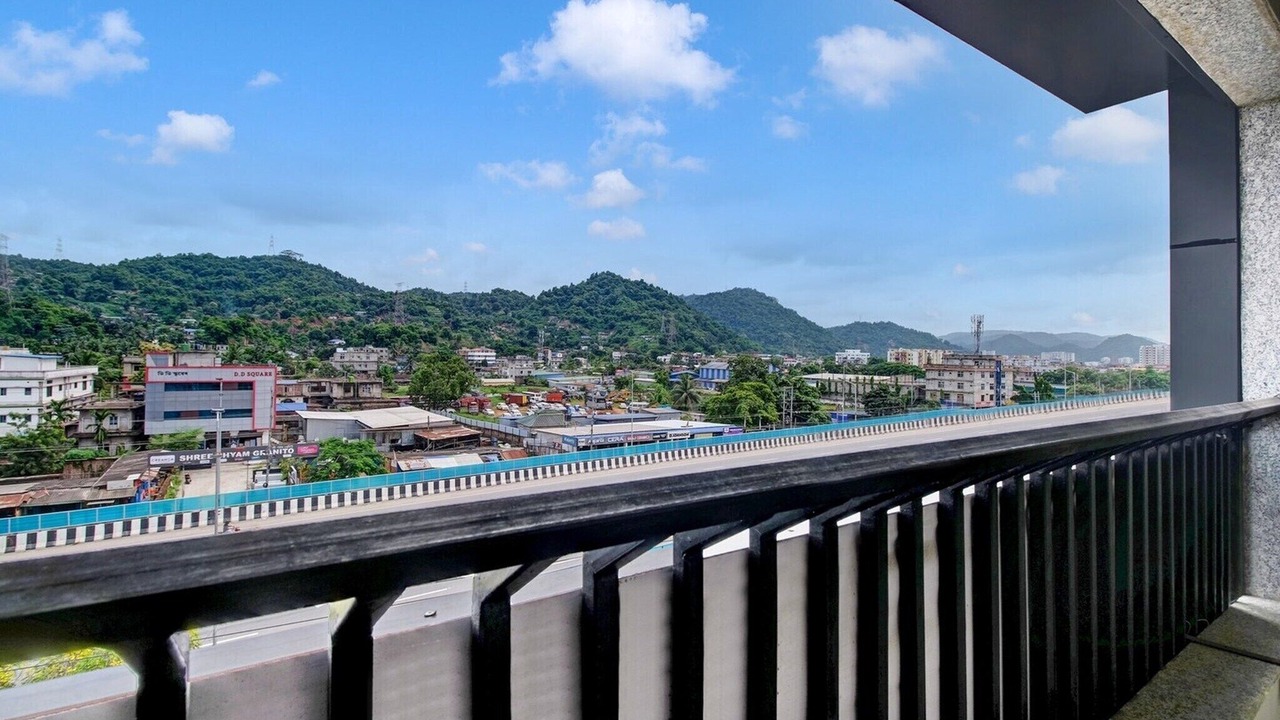 Photo of Patio Balcony in Sualkuchi