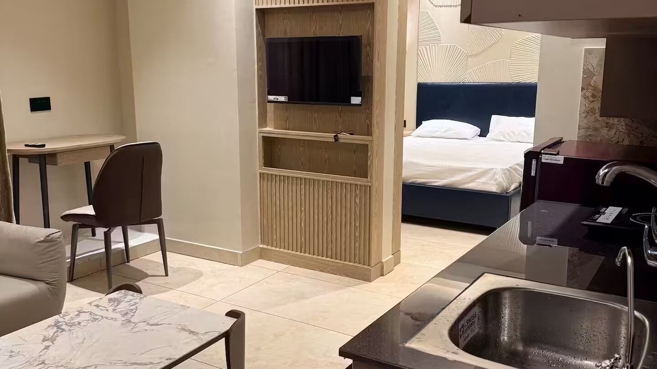 Photo of Bedroom in Greater Noida