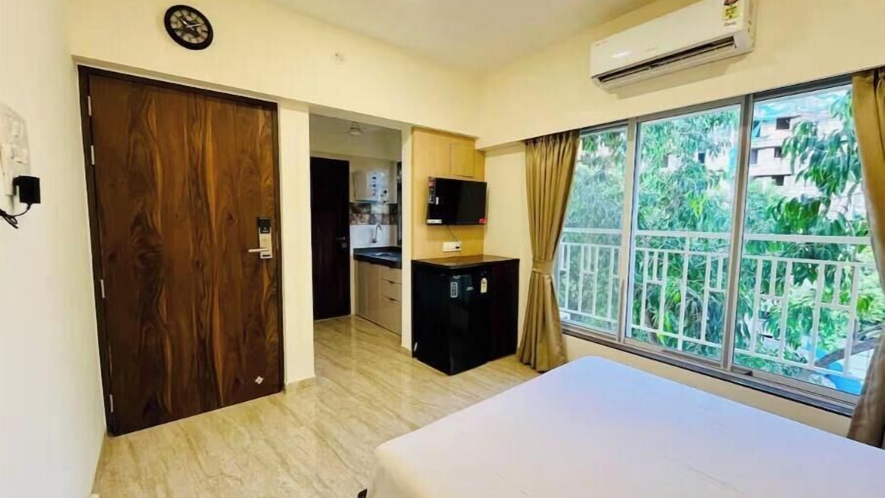 Photo of Bedroom in Kandivali East