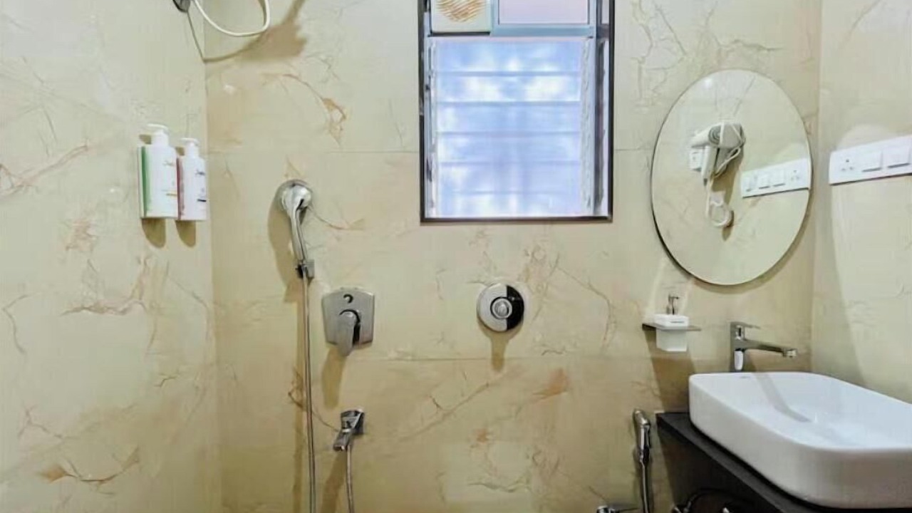 Photo of Bathroom in Kandivali East