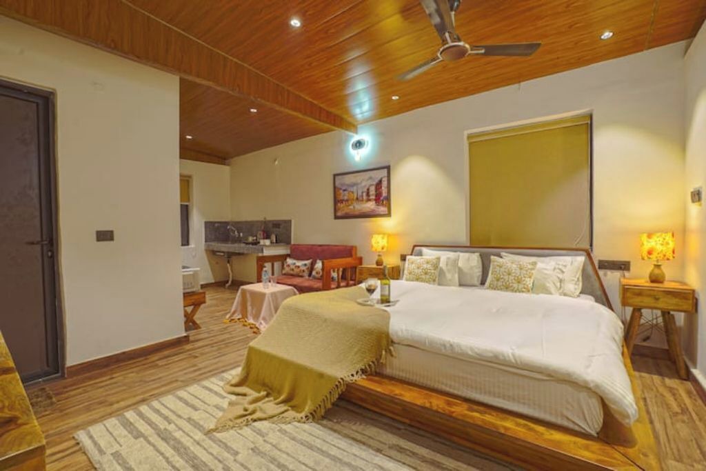 Photo of Bedroom in Kasauli