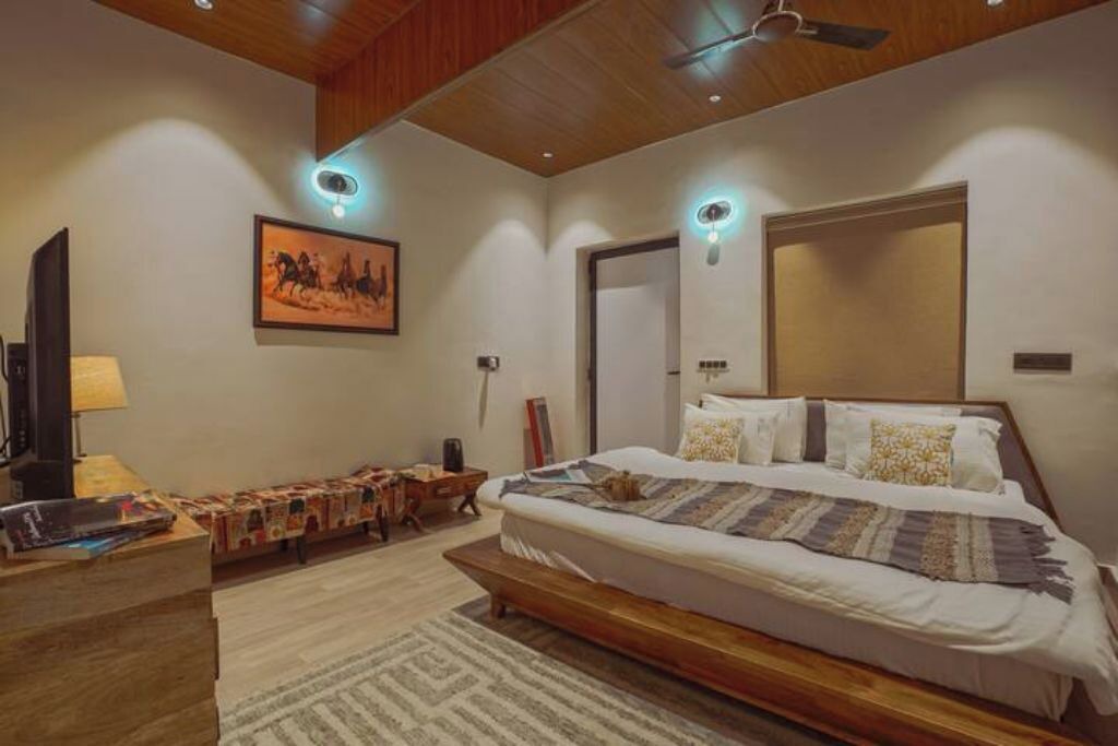Photo of Bedroom in Kasauli