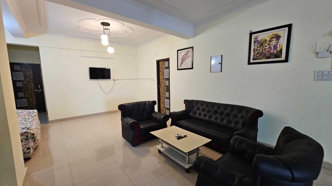 Photo of Livingroom in Alambagh