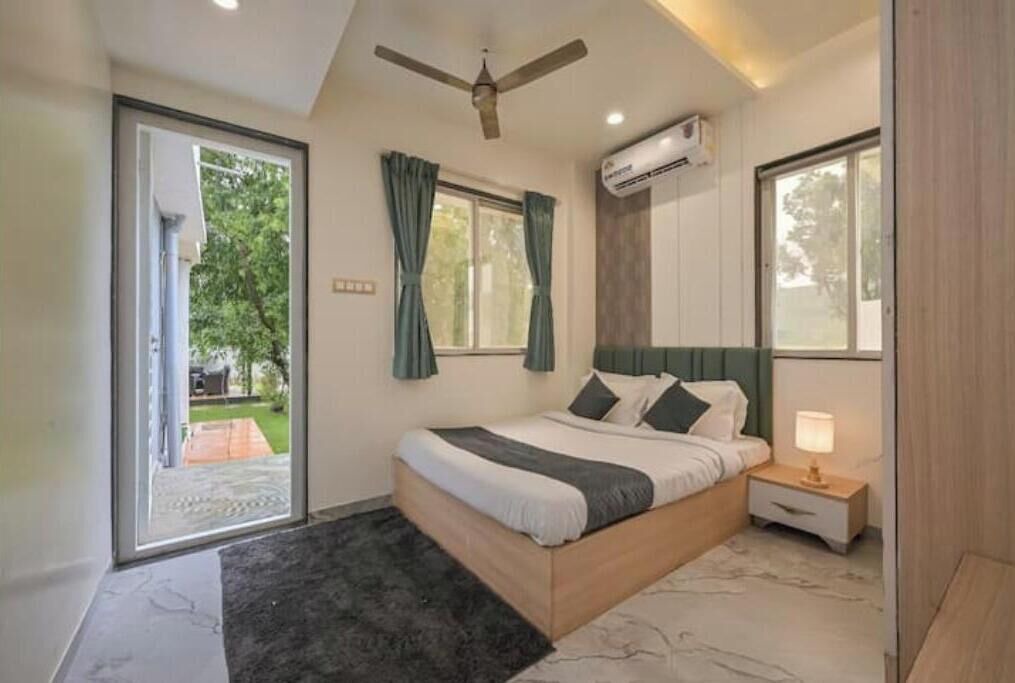 Photo of Bedroom in Lonavala
