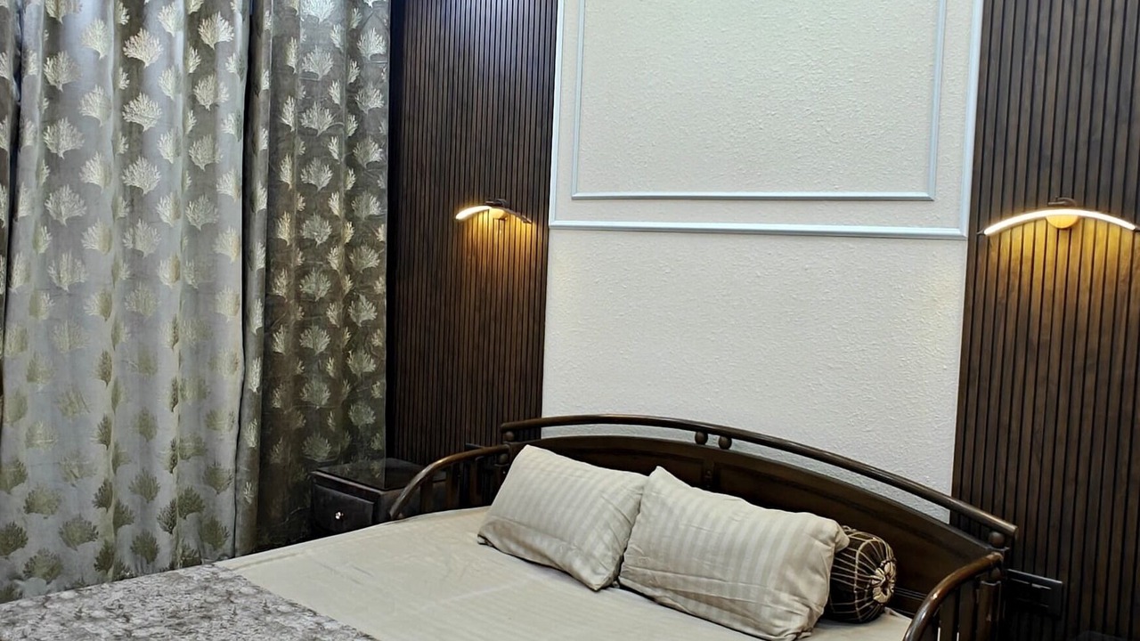 Photo of Bedroom in Dariyaganj