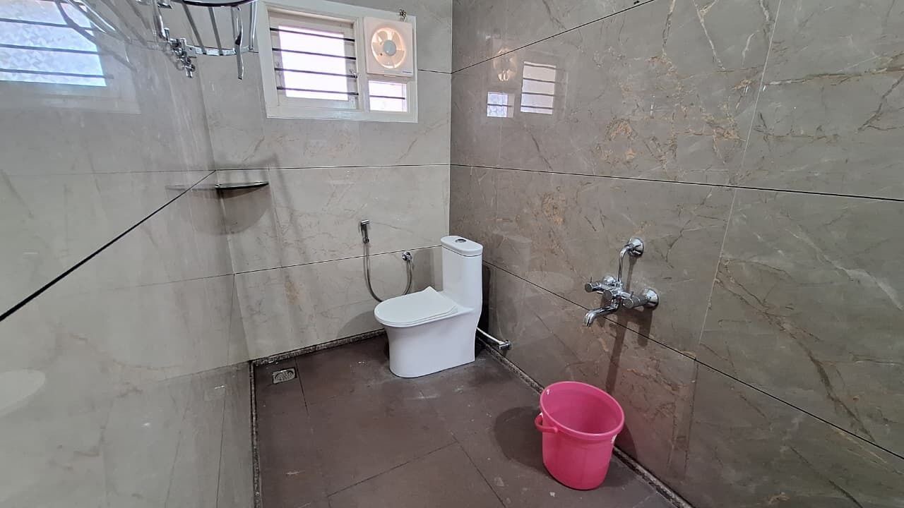 Photo of Bathroom in Mandarthi