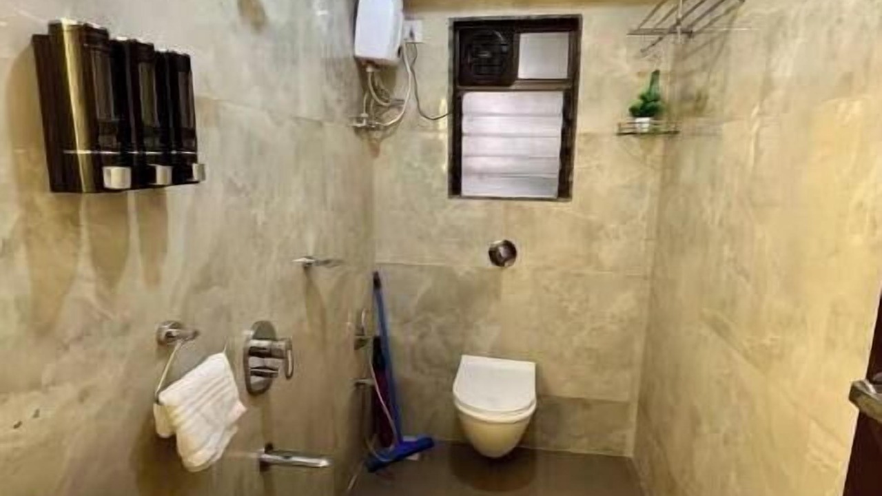 Photo of Bathroom in Kandivali East