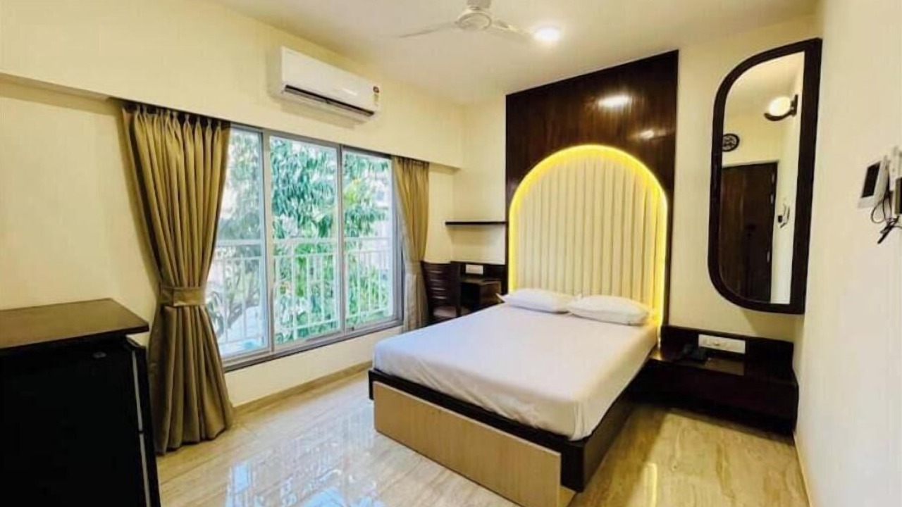 Photo of Bedroom in Kandivali East