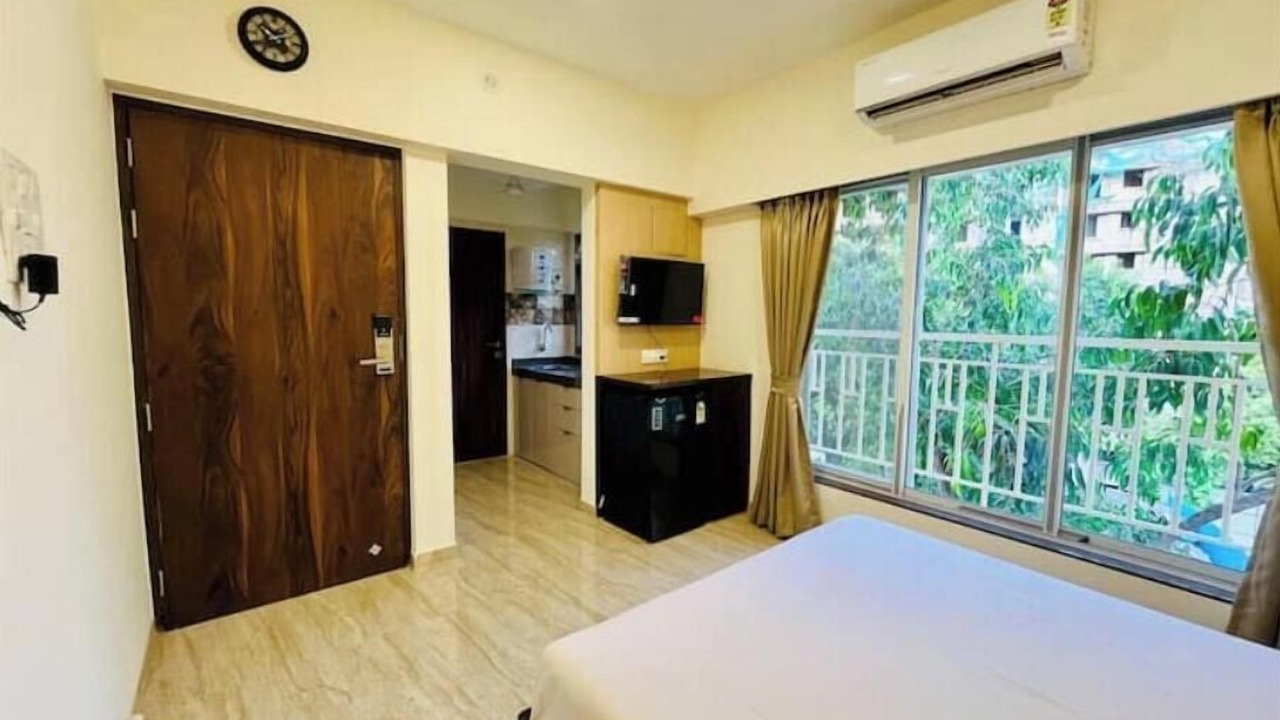 Photo of Bedroom in Kandivali East