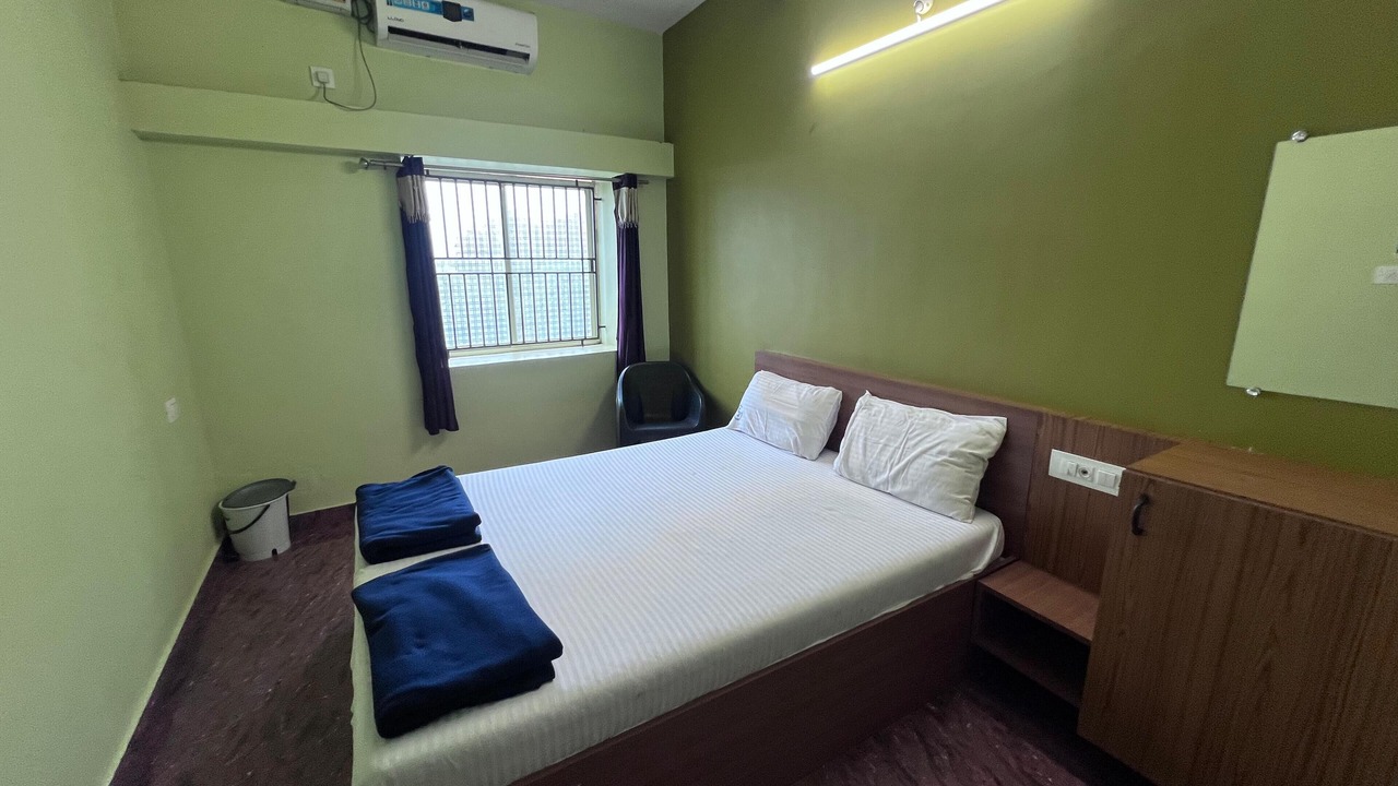 Photo of Bedroom in Hireguthi