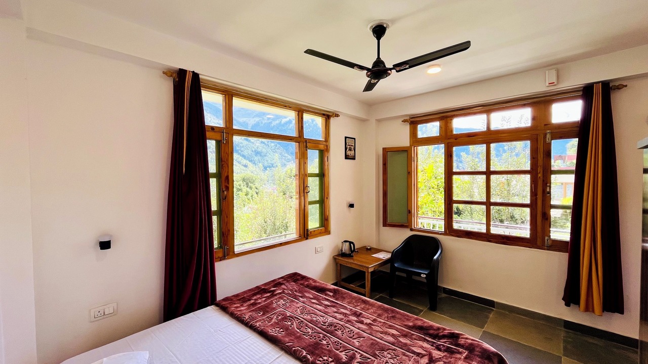 Photo of Bedroom in Simsa Village