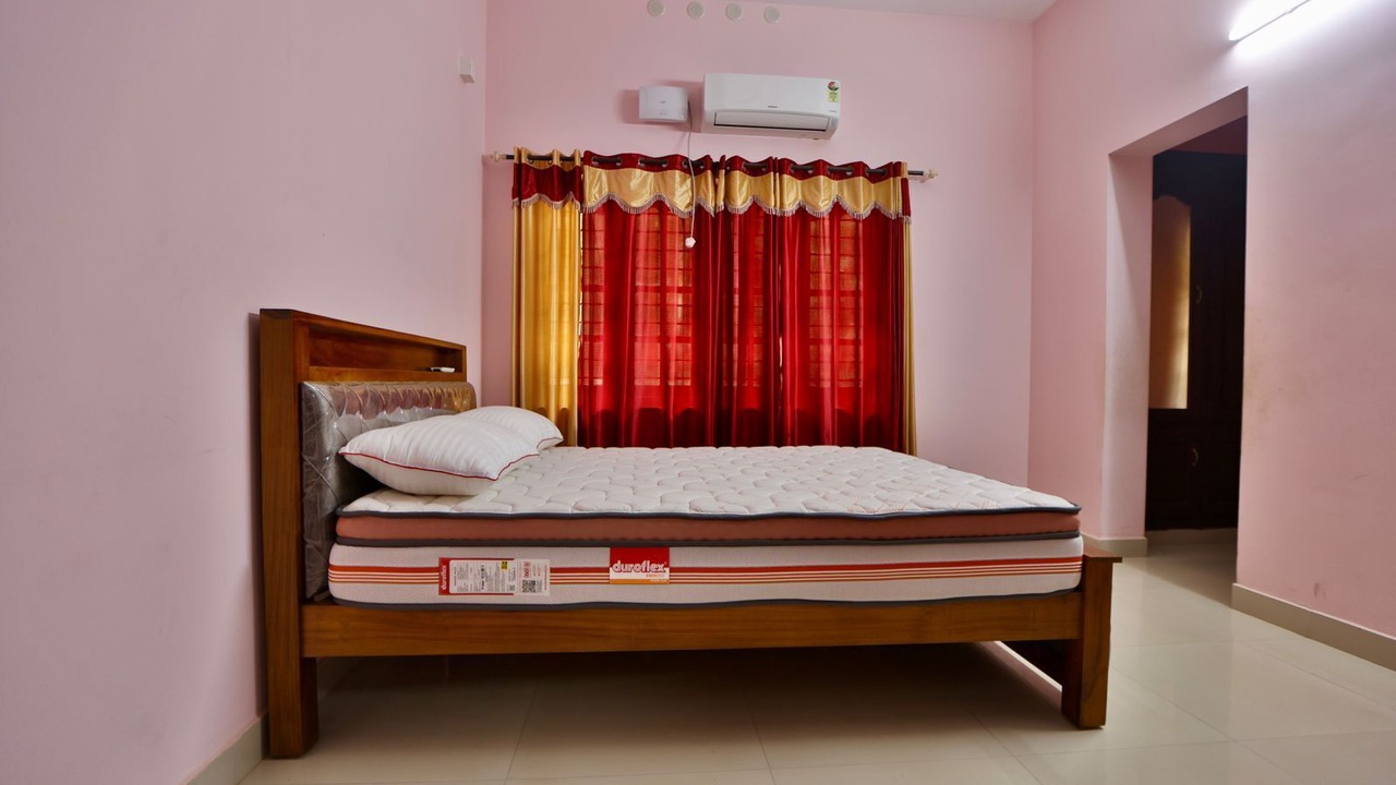 Photo of Bedroom in Kuttattukulam