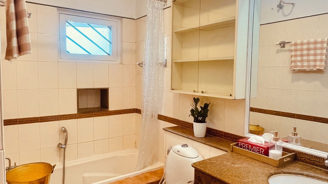 Photo of Bathroom in Palm Meadows