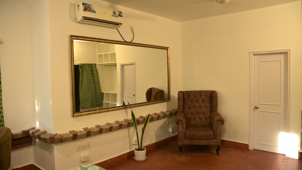 Photo of Bedroom in Palm Meadows
