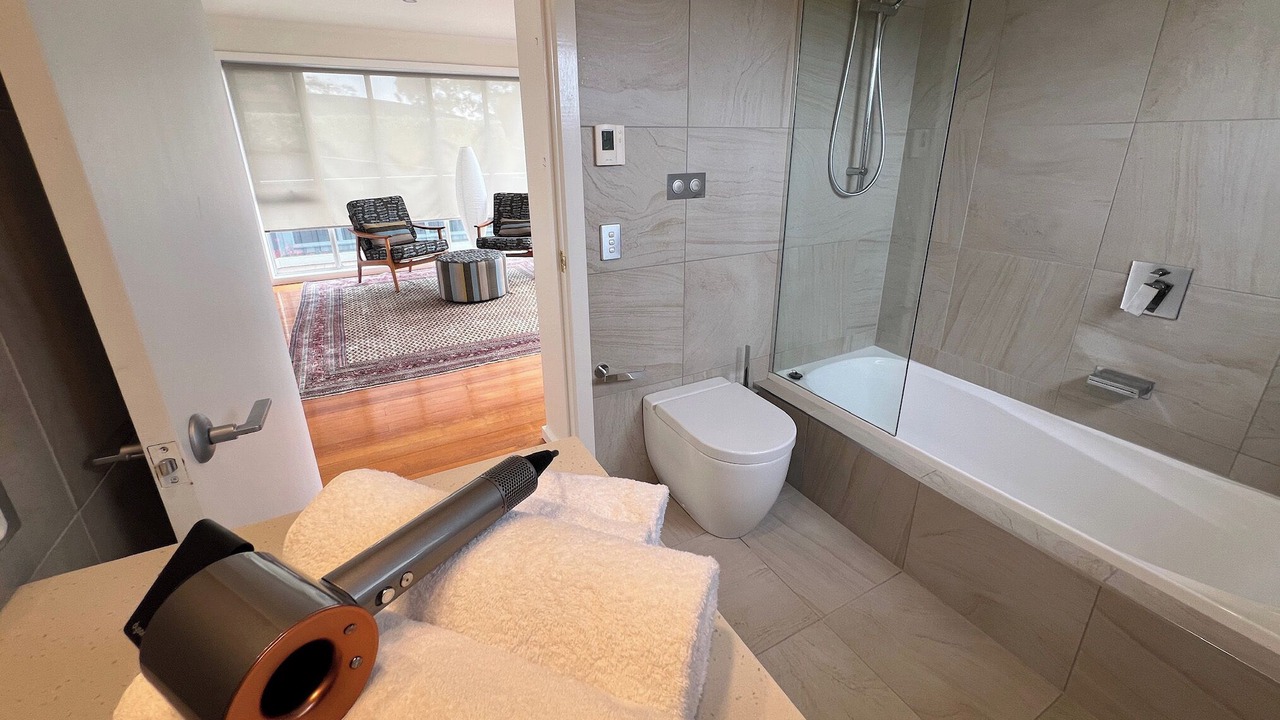 Photo of Bathroom in Binalong Bay