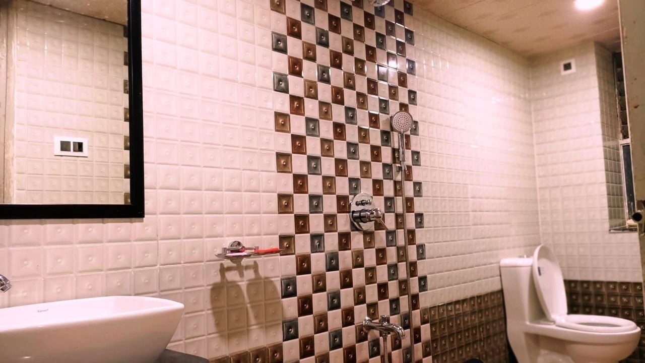 Photo of Bathroom in Arsiwalla Villa