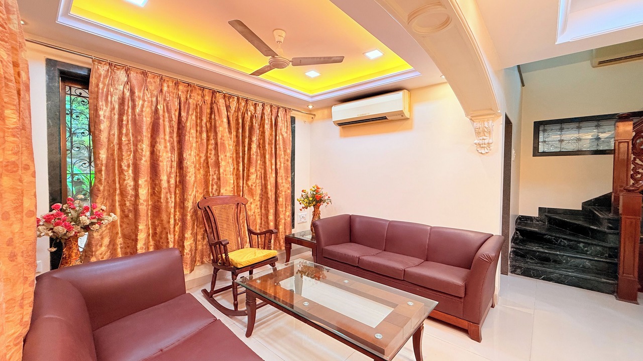 Photo of Livingroom in Aarey Colony