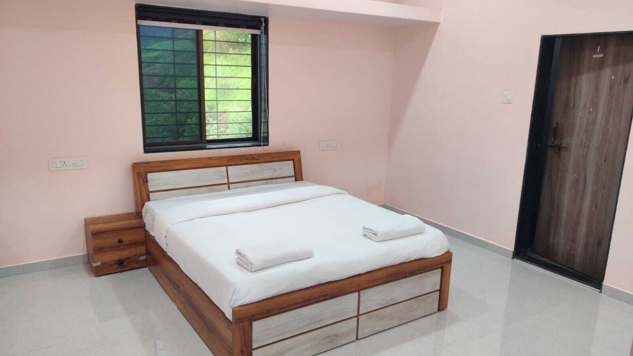 Photo of Bedroom in Lonavala