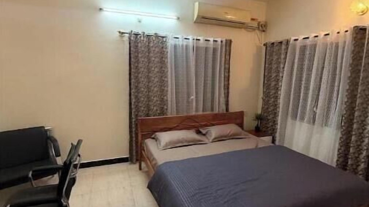 Photo of Bedroom in Stage 1