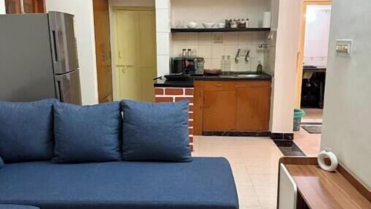 Photo of Livingroom in Stage 1