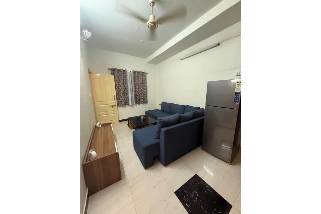 Photo of Livingroom in Stage 1