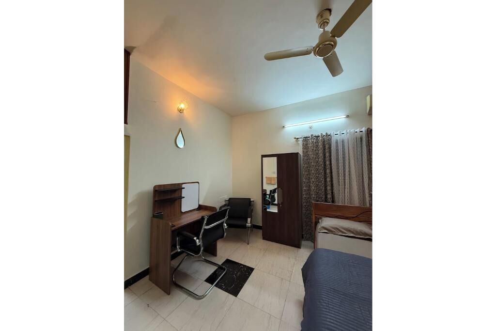 Photo of Bedroom in Stage 1